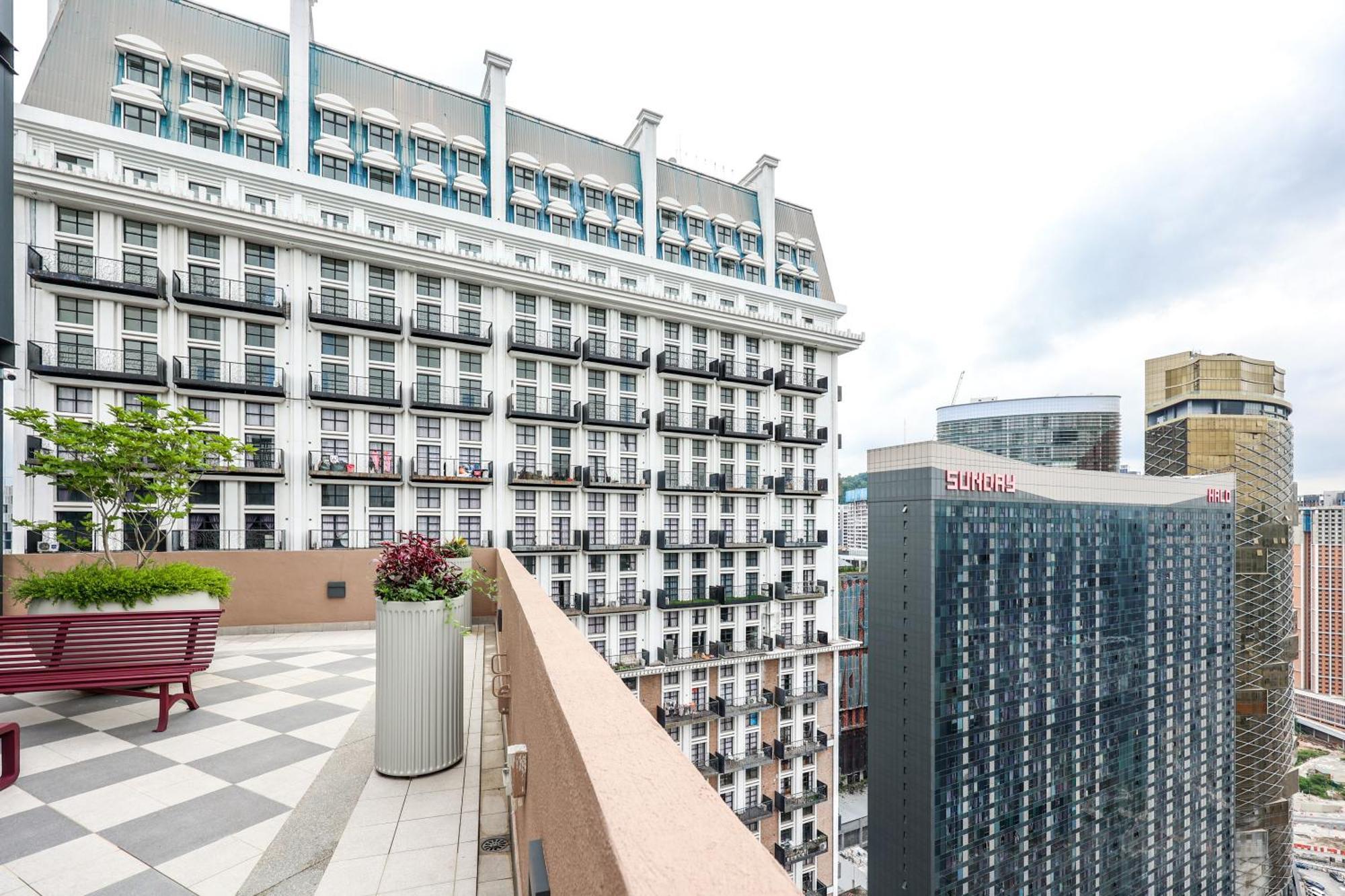 Mossaz Suites By Mykey Petaling Jaya Exterior photo